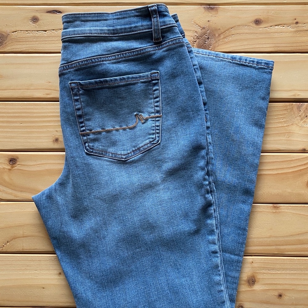 Maurice’s Mid-Rise Jeans Size 10 Short